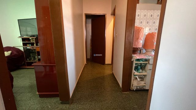 Sobrado em Lote Comercial – Vila Buritis, Quadra 02, Conjunto J