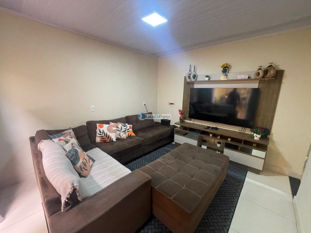 Casa na Quadra 24 conjunto E no Buritis IV (11)