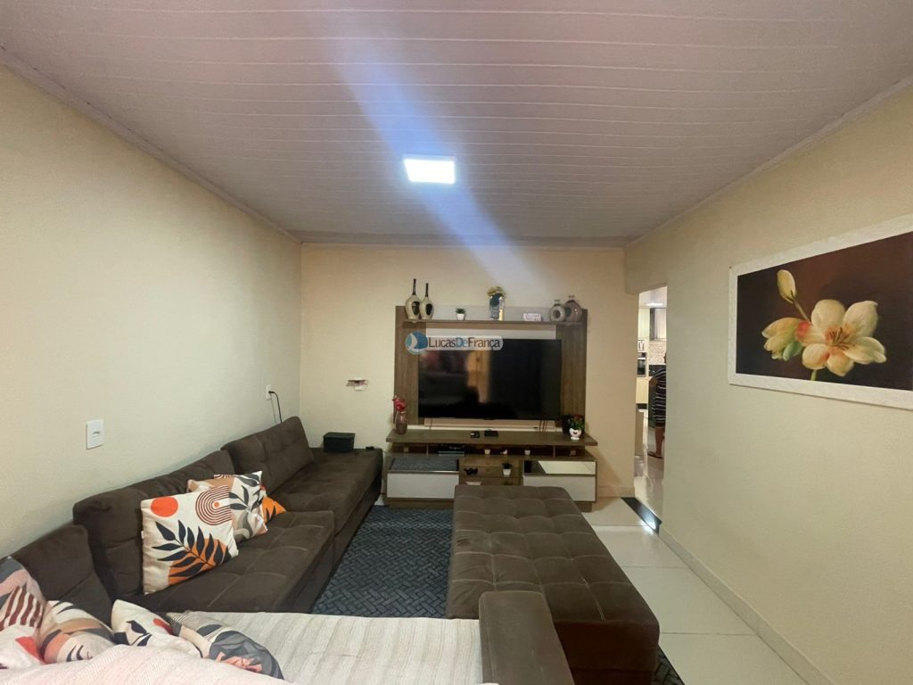 Casa na Quadra 24 conjunto E no Buritis IV (8)