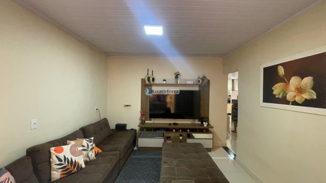 Casa na Quadra 24 conjunto E no Buritis IV