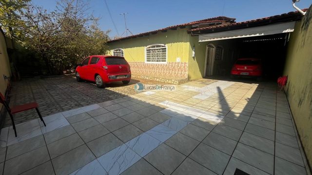 casa no Arapongas próximo à Mil Delícias