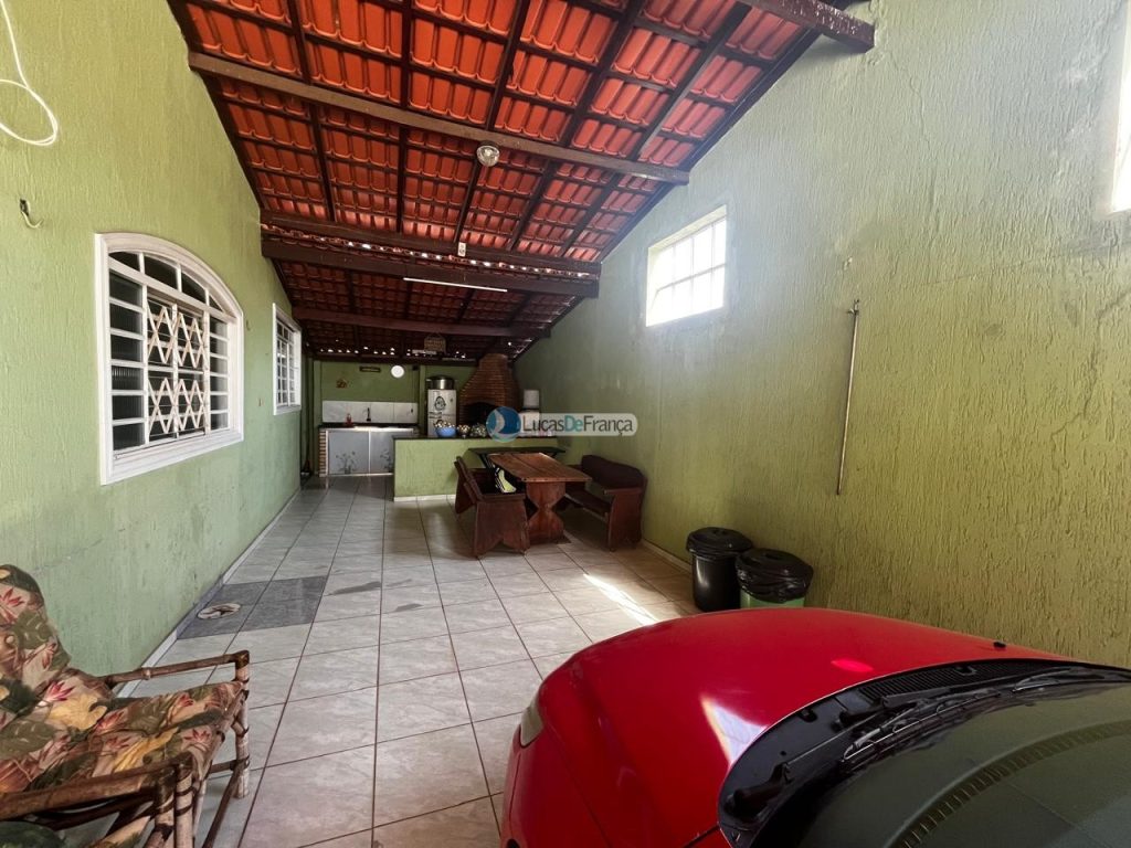 casa no Arapongas próximo à Mil Delícias (11)