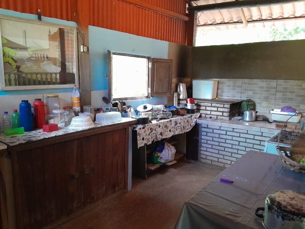 Chácara no distrito de Santa Rosa (4)