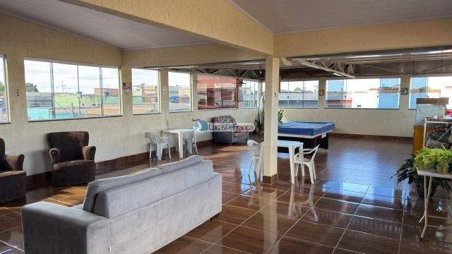 Prédio residencial completo em Jardim Roriz