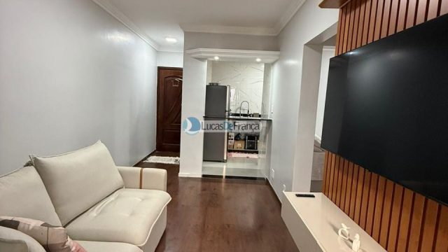 Excelente Apartamento Reformado na Quadra 01, Bloco O