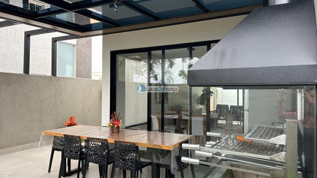 CASA ALTO PADRÃO – SOBRADINHO  CONDOMÍNIO ALTO DA BOA VISTA