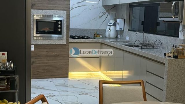 CASA ALTO PADRÃO – SOBRADINHO  CONDOMÍNIO ALTO DA BOA VISTA