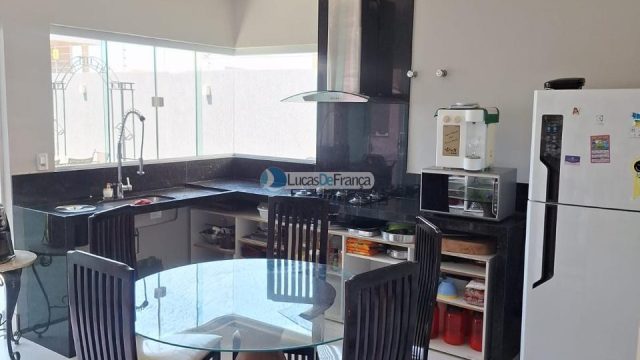 Casa Alto Padrão Escriturada – Pronta pra Morar!