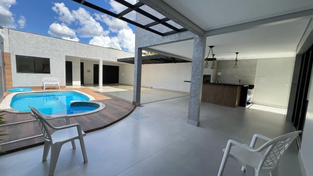 CASA DE ALTO PADRÃO EM SOBRADINHO-DF