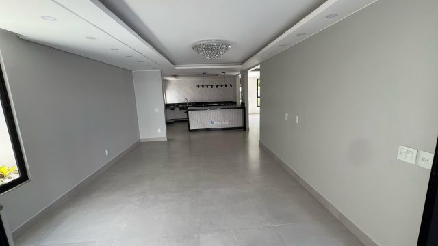 CASA DE ALTO PADRÃO EM SOBRADINHO-DF