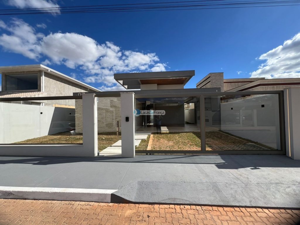 CASA DE ALTO PADRÃO NO ALTO DA BOA VISTA (1)