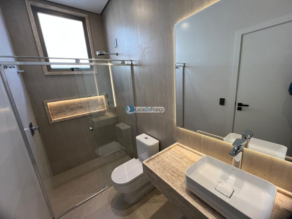 CASA DE ALTO PADRÃO NO ALTO DA BOA VISTA (11)