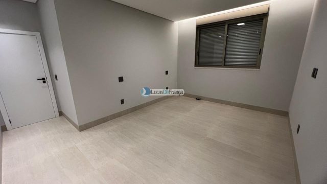 CASA DE ALTO PADRÃO NO ALTO DA BOA VISTA