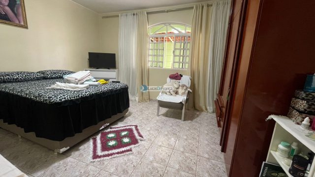 CASA – VILA VICENTINA, QUADRA 11