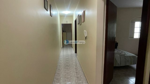 CASA – VILA VICENTINA, QUADRA 11