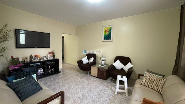 CASA – VILA VICENTINA, QUADRA 11