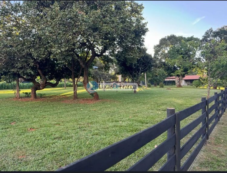 Chácara no Altiplano Leste (21)