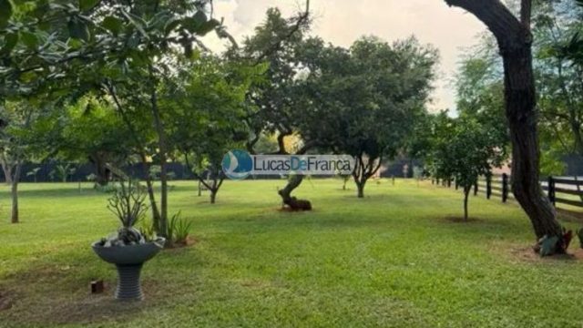 Chácara dos Sonhos no Altiplano Leste — Um Refúgio de Alto Padrão!