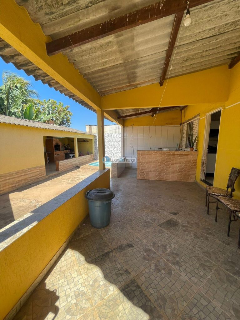 Excelente Casa com Piscina no Setor de Mansões Itiquira (12)