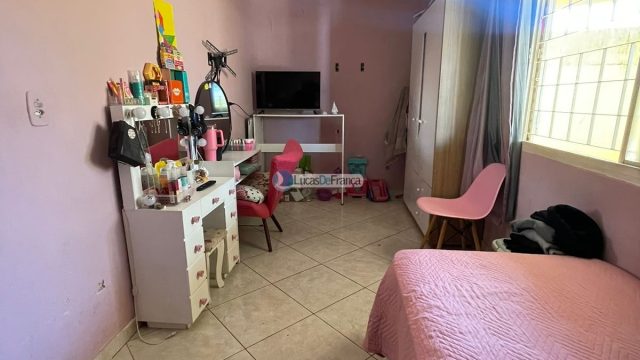 Excelente Casa com Piscina no Setor de Mansões Itiquira, módulo 01