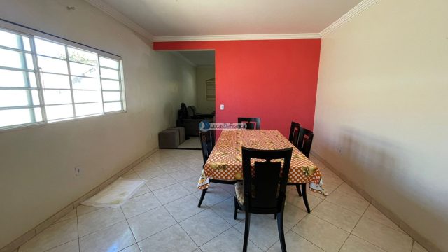 Excelente Casa com Piscina no Setor de Mansões Itiquira, módulo 01