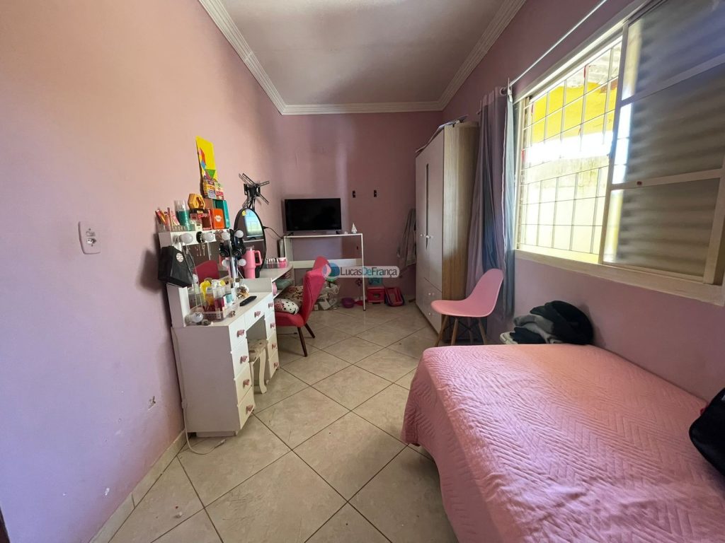 Excelente Casa com Piscina no Setor de Mansões Itiquira (19)