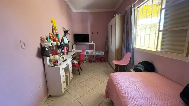 Excelente Casa com Piscina no Setor de Mansões Itiquira, módulo 01