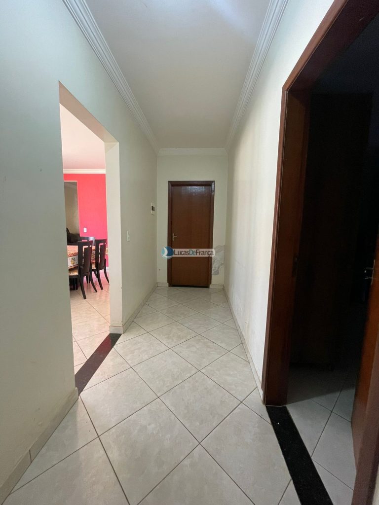 Excelente Casa com Piscina no Setor de Mansões Itiquira (24)