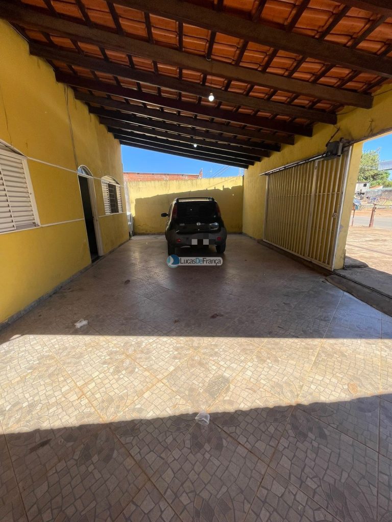 Excelente Casa com Piscina no Setor de Mansões Itiquira (30)