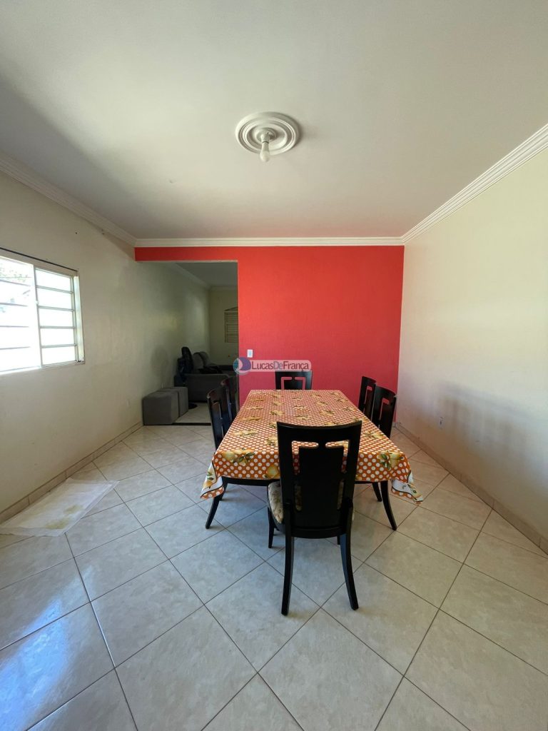 Excelente Casa com Piscina no Setor de Mansões Itiquira (33)