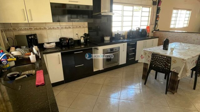 Excelente Casa com Piscina no Setor de Mansões Itiquira, módulo 01