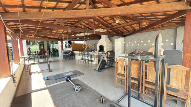 Imóvel no Setor Tradicional, (rua Alexandre Salgado, próximo a Independência)