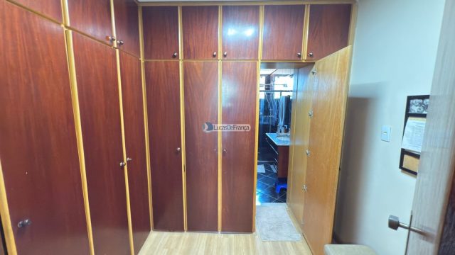 Imóvel no Setor Tradicional, (rua Alexandre Salgado, próximo a Independência)