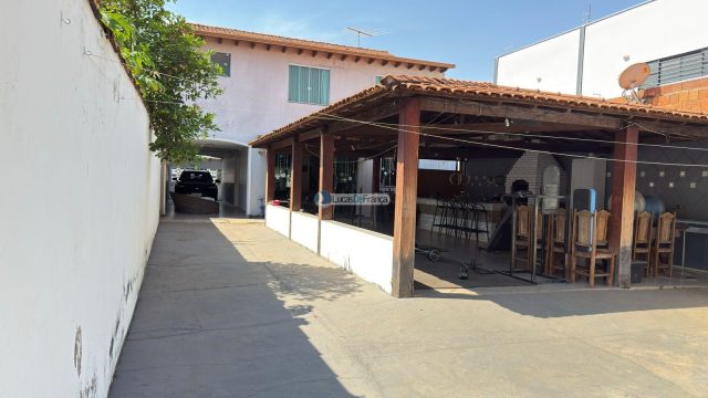 Imóvel no Setor Tradicional, (rua Alexandre Salgado, próximo a Independência)