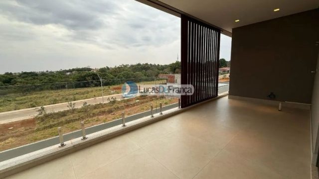 Mansão de Luxo no Império dos Nobres