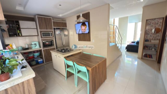 Sobrado na Quadra 22A, Conjunto D, Buritis IV.