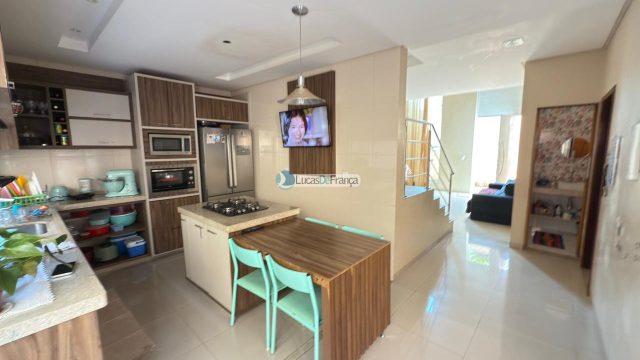 Sobrado na Quadra 22A, Conjunto D, Buritis IV.