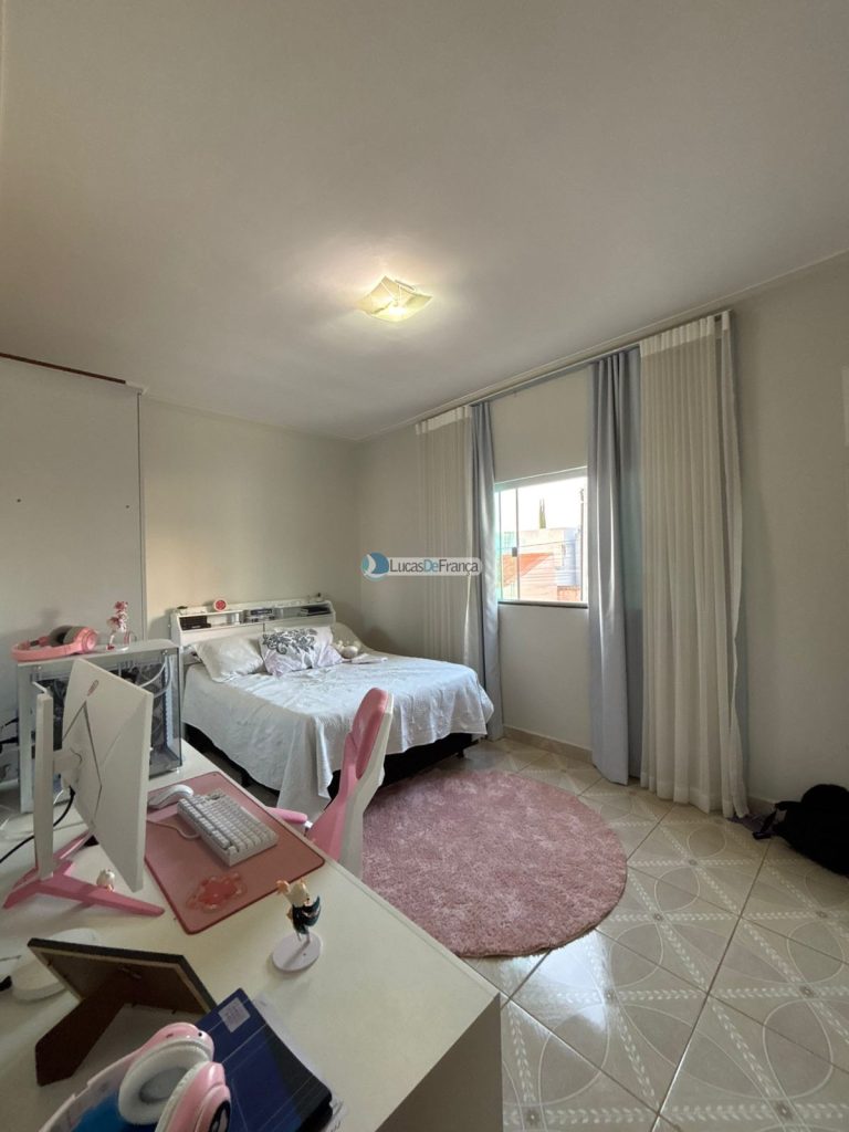 SOBRADO NA VILA MILITAR (22)