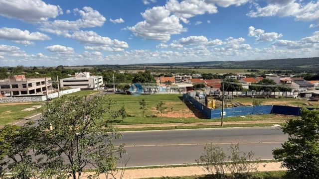 APARTAMENTO NO ED. BEETHOVEN – SOBRADINHO – DF