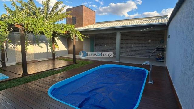 CASA DE ALTO PADRÃO LOCALIZADA NA 12 NORTE PLANALTINA-GO