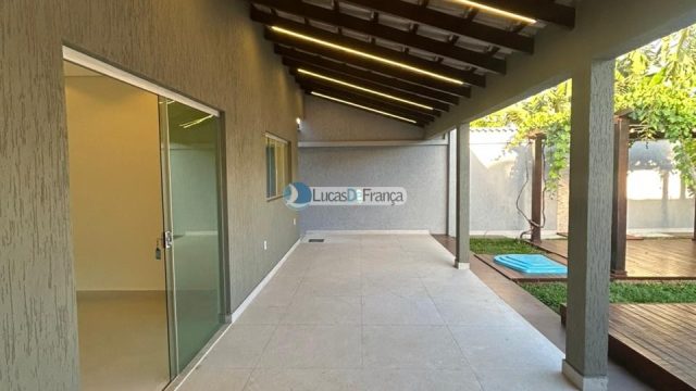 CASA DE ALTO PADRÃO LOCALIZADA NA 12 NORTE PLANALTINA-GO