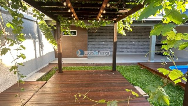 CASA DE ALTO PADRÃO LOCALIZADA NA 12 NORTE PLANALTINA-GO