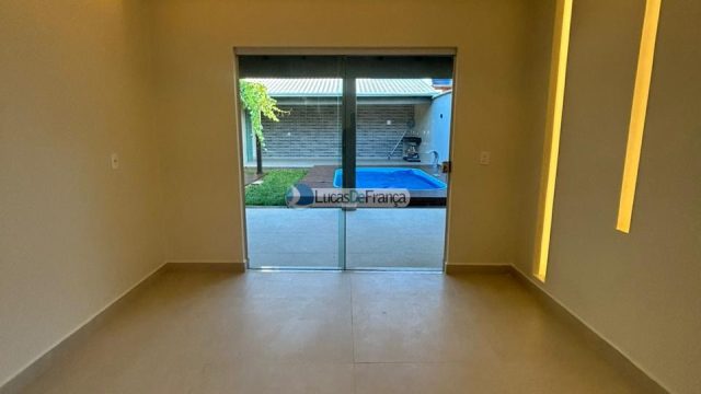 CASA DE ALTO PADRÃO LOCALIZADA NA 12 NORTE PLANALTINA-GO