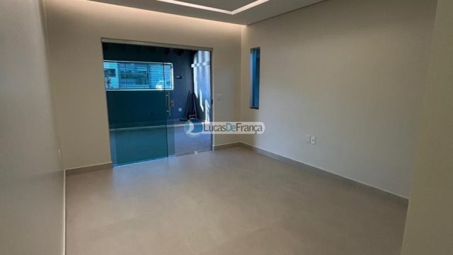 CASA DE ALTO PADRÃO LOCALIZADA NA 12 NORTE PLANALTINA-GO