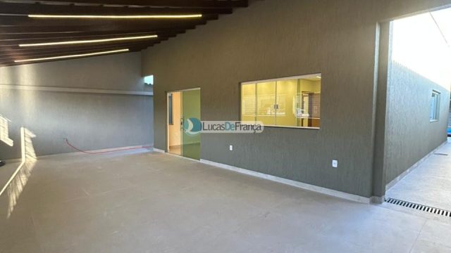 CASA DE ALTO PADRÃO LOCALIZADA NA 12 NORTE PLANALTINA-GO