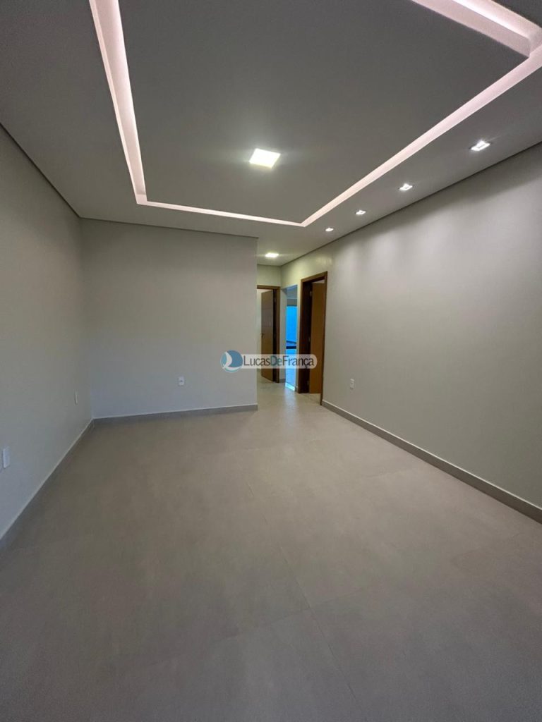 CASA DE ALTO PADRÃO LOCALIZADA NA 12 NORTE PLANALTINA-GO (6)