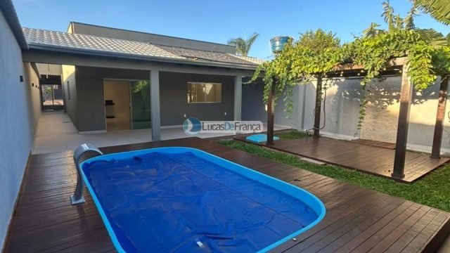 CASA DE ALTO PADRÃO LOCALIZADA NA 12 NORTE PLANALTINA-GO