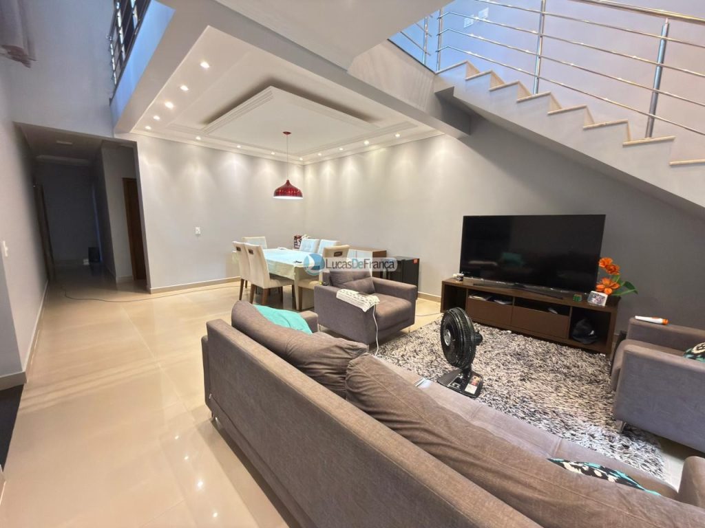 Casa moderna totalmente equipada e mobiliada (11)