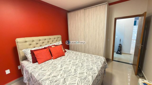 Casa moderna totalmente equipada e mobiliada