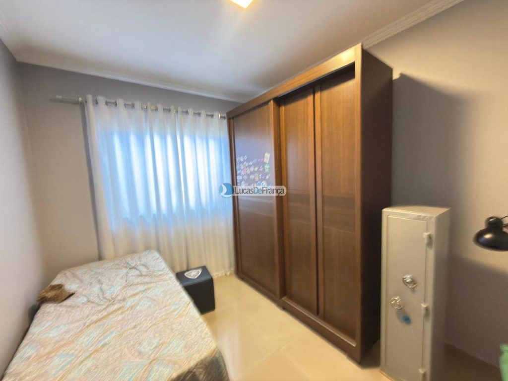 Casa moderna totalmente equipada e mobiliada (17)